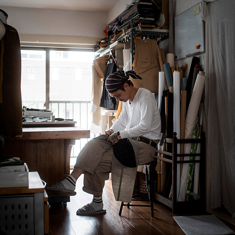 The Art of the Edit: Curating a Wardrobe That Speaks Volumes